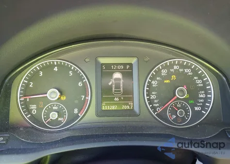 2013 Volkswagen Eos Lux from USA, damaged, VIN WVWFW8AH0DV006062